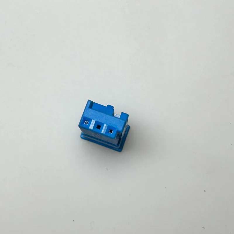 5PCS 3-1718346-1 Original 3-hole rain sensor, tweeter, ambient light plug 3-968700-1