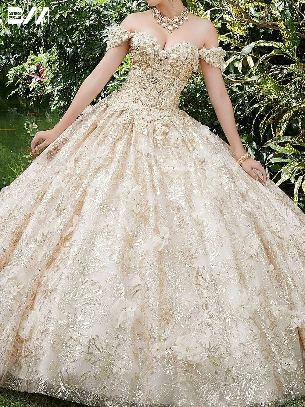 

Floral Applique Off-Shoulder Quinceanera Dress 2023 Crystal Beading Ball Gown Sweet 16 Cocktail Dresses Vestidos De Baile