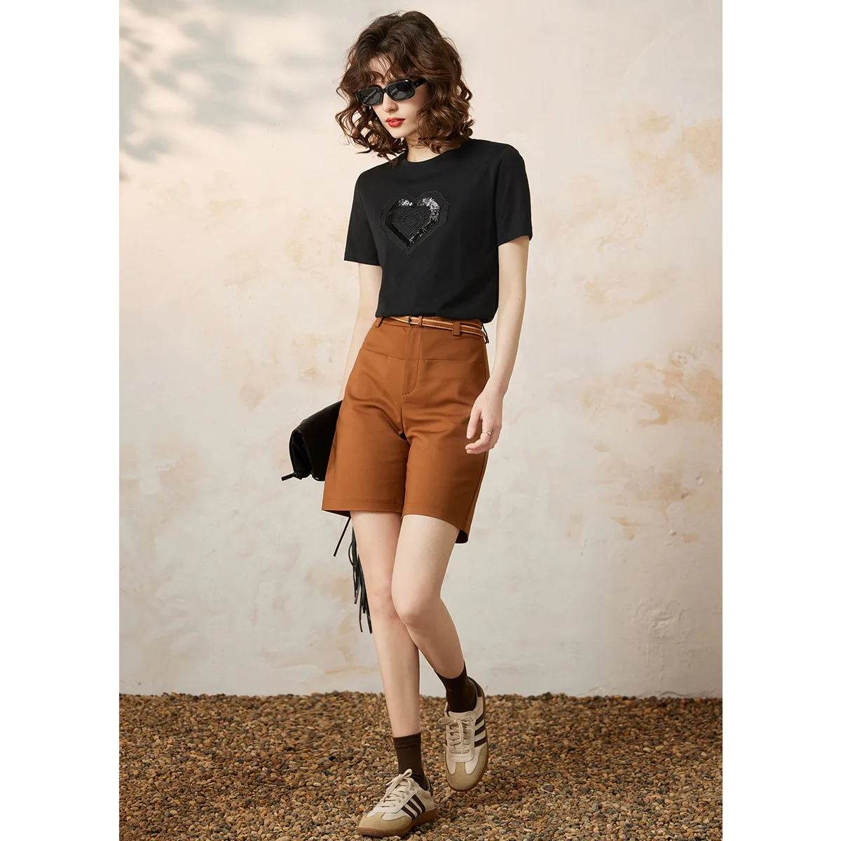 LOUIS YAO Women Sequin Embroidery T-shirt 2024 Summer Casual O Neck Short Sleeve Tee Fashion Pullover Top