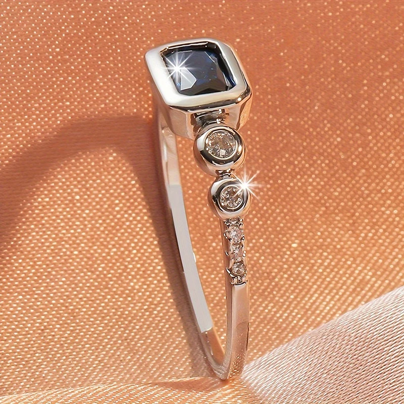 Huitan Edle Rechteckige Blaue Zirkonia-Ringe für Frauen Silberfarben Hochzeit Jubiläum Party Einfacher Eleganter Damenschmuck – Detail 6