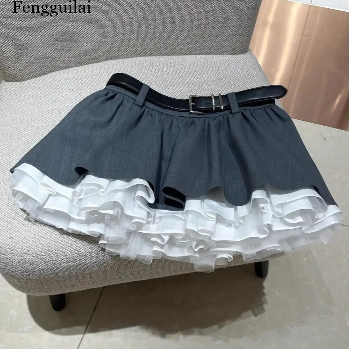 2026Gray Fluffy Half-Skirt Pants Early Spring New Niche Design Versatile