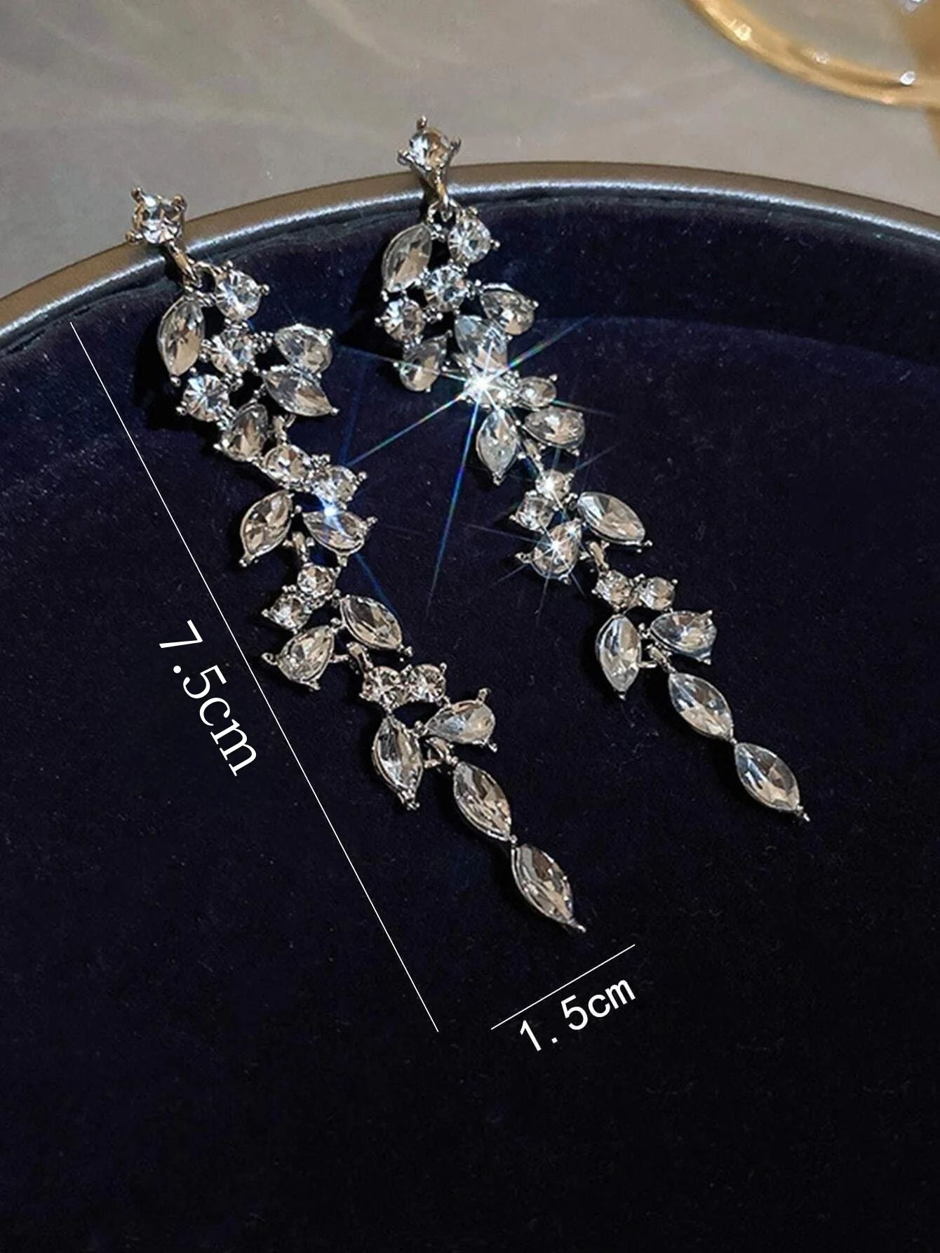 2pcs fashionable and high-end long tassel full diamond leaf earrings for women's banquet dress accessories image 5