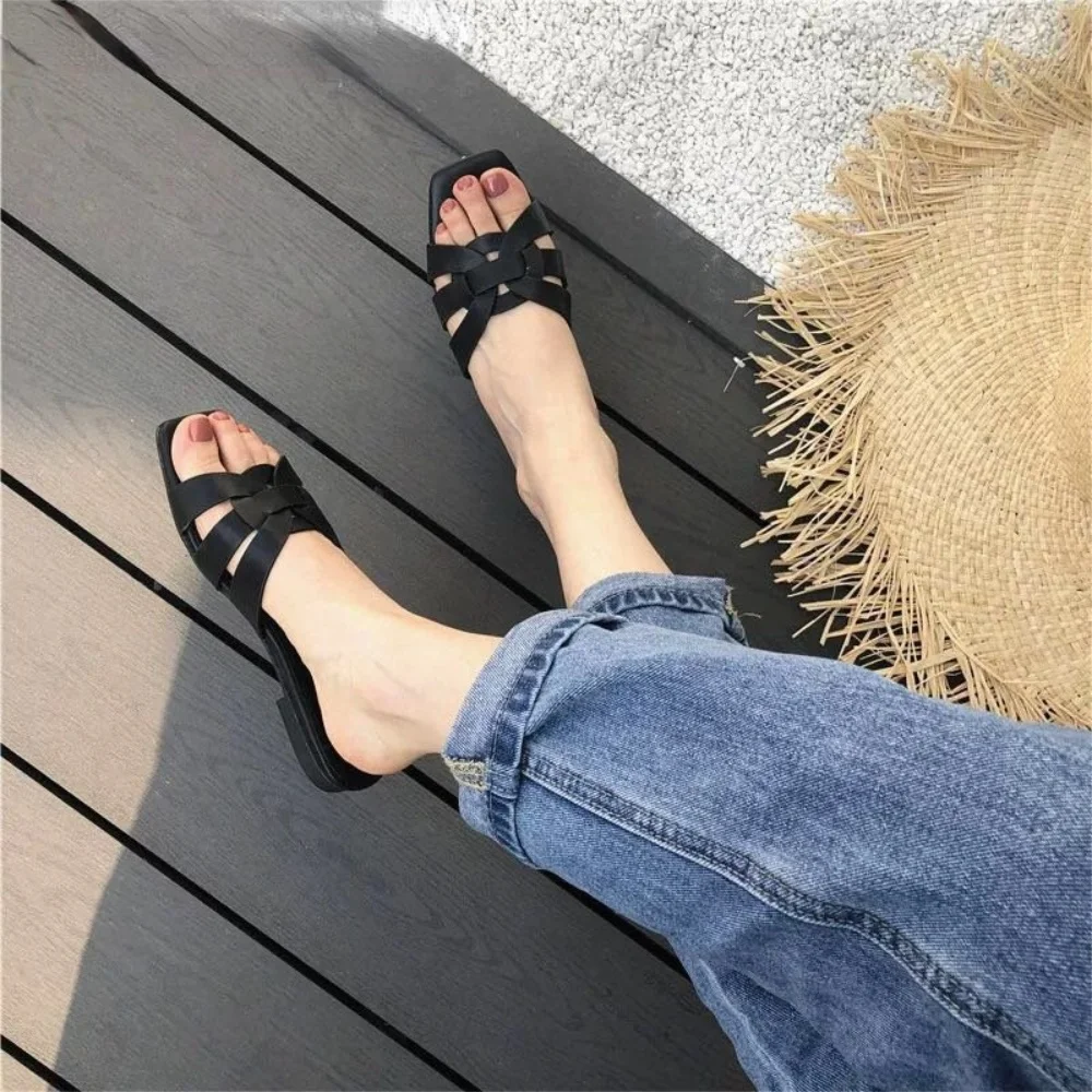 2024 new women\'s brand slippers summer skateboard shoes flat shoes casual sandals women\'s beach flip-flops plus size 35-43