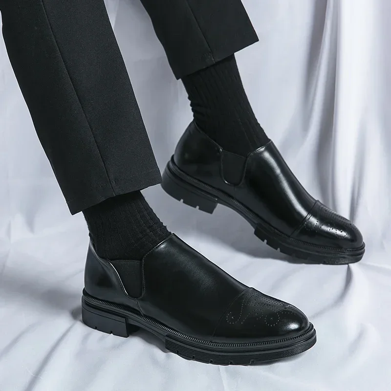 Loafers Men PU Block Carved Thick Sole Business Formal Shoes Simple Comfortable Breathable Men Wedding Shoes Large Sizes 38-46