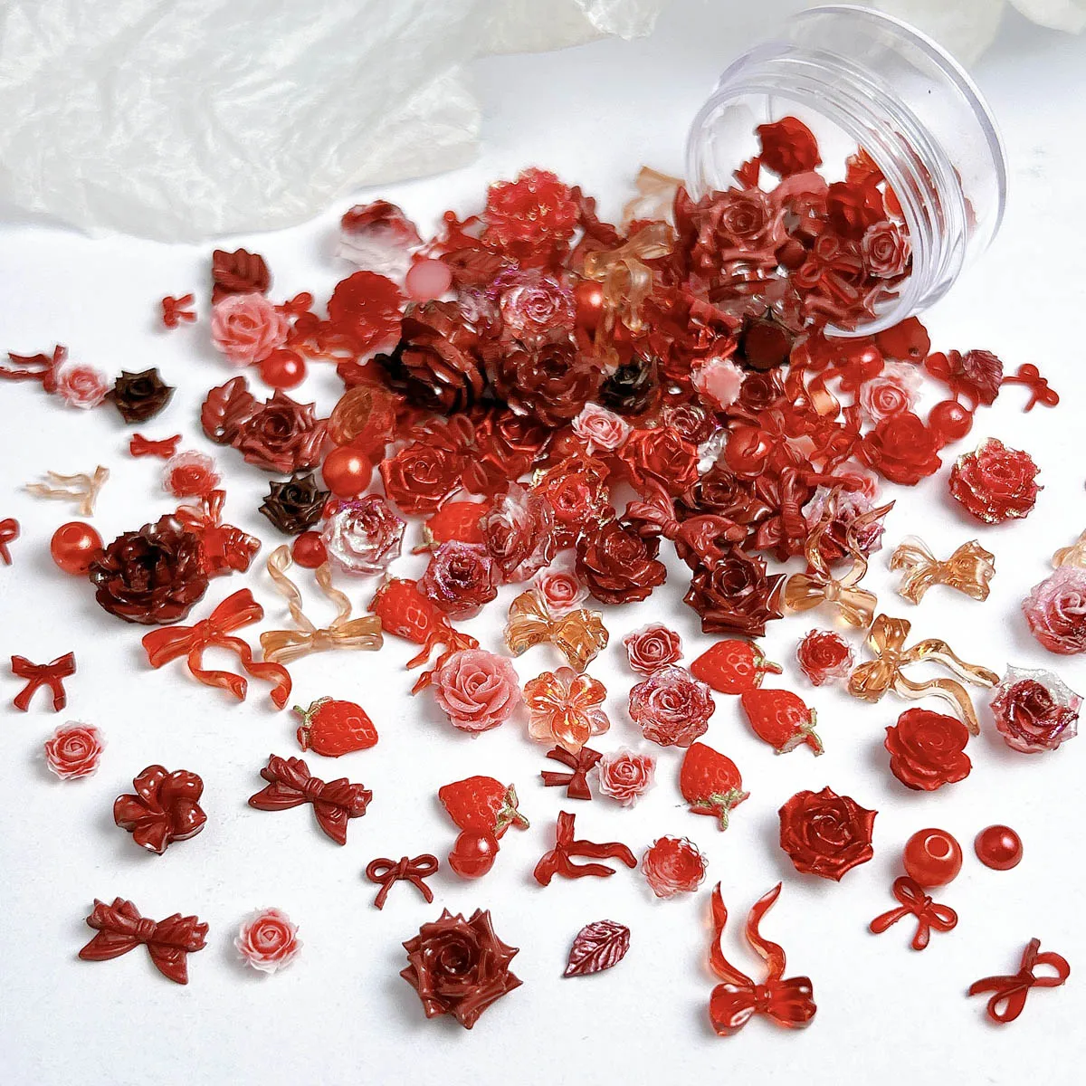 Transparante glanzende golfboog Camellia hars Nail Art decoraties Creatieve gesimuleerde aardbeiblad nagelbedels DIY nagels ambachten