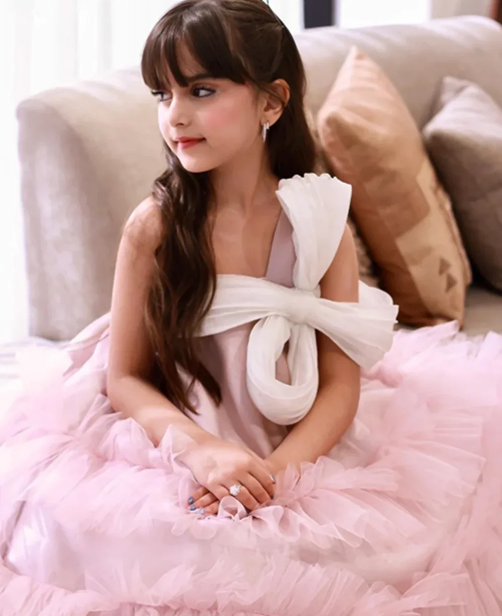 

Princess Pleated With White Bow Flower Girl Dress A-Line One Shoulder Floor Length Dress Customized Lovely Firtst Communion Gown