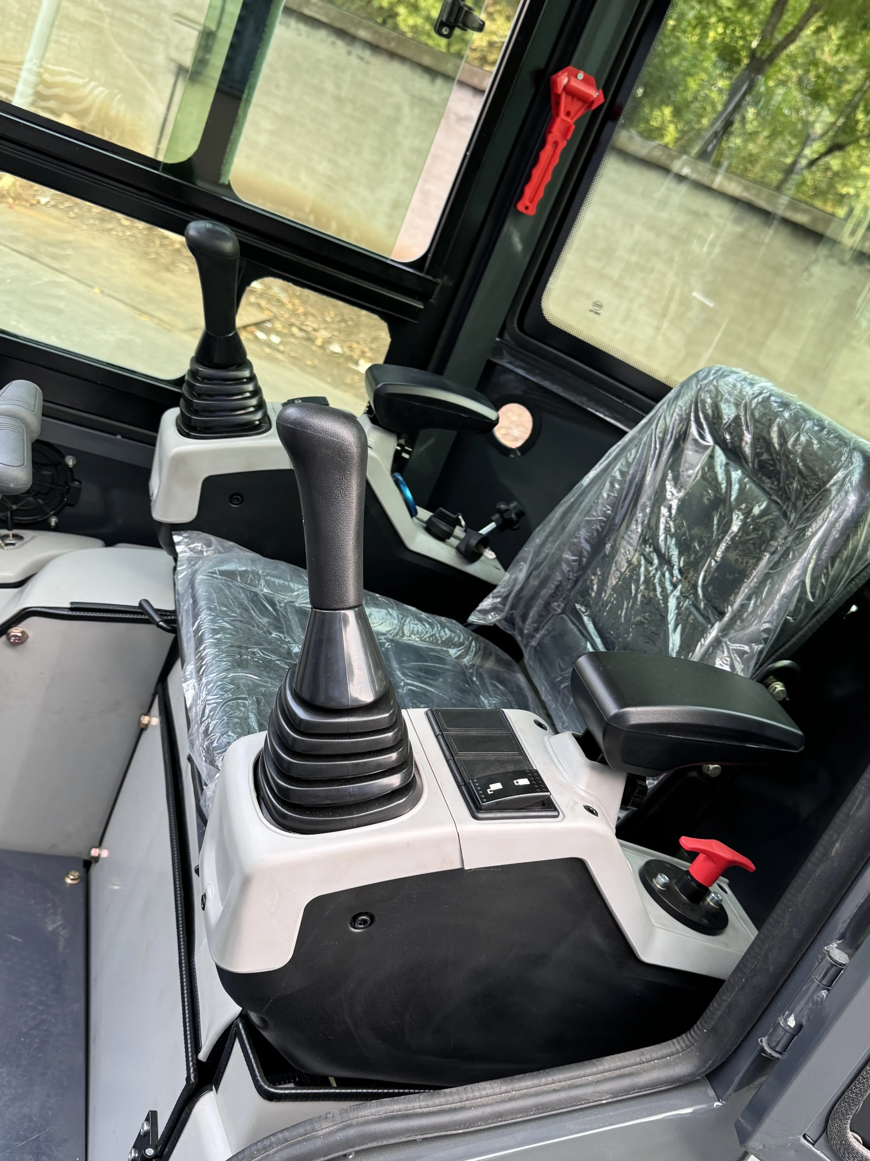 حفارة صغيرة 1.6 طن CE Euro 5 محرك حفار زاحف آلات تحريك الأرض حفارة صغيرة مخصصة