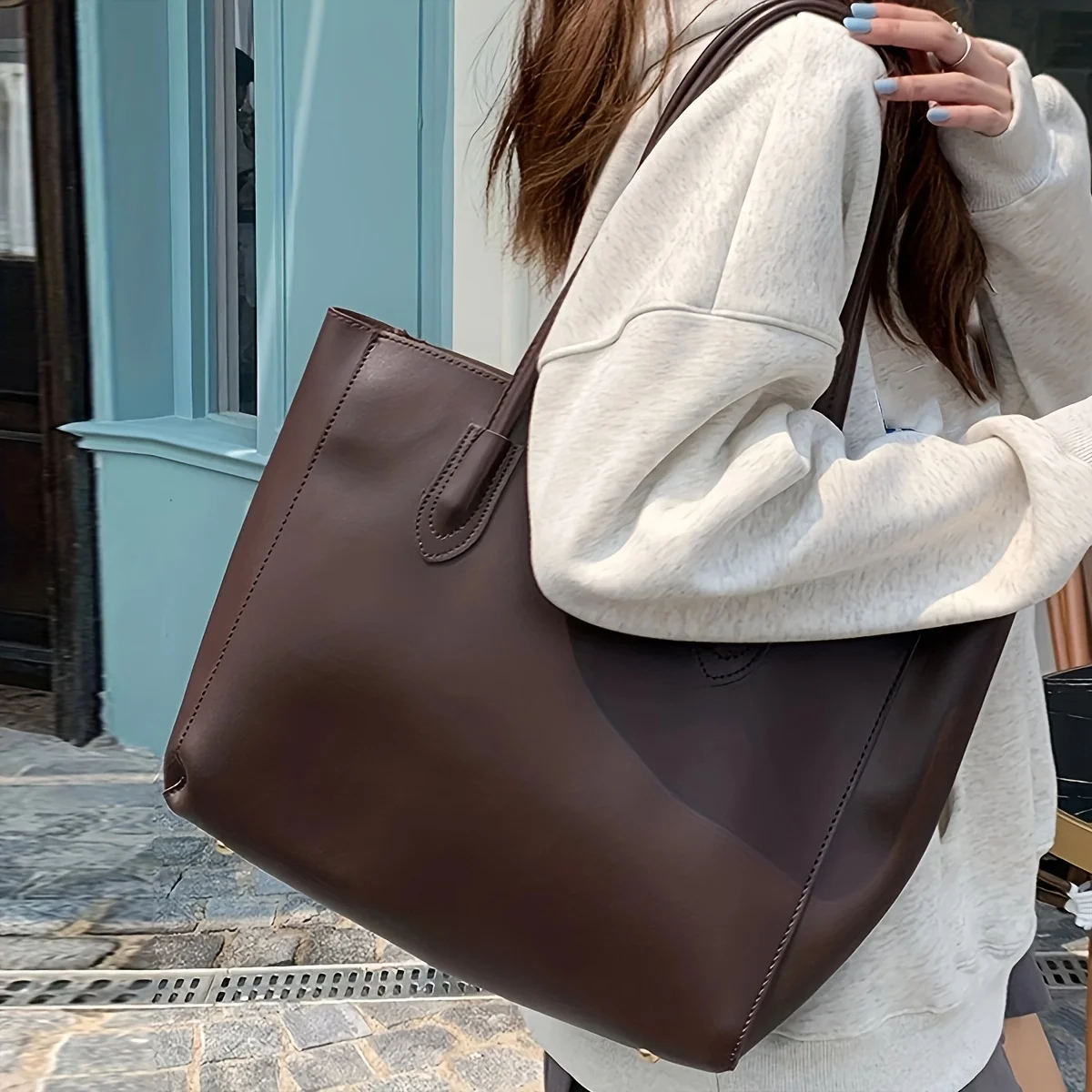 Retro tot bag women 2024 new Korean commuter bag fashion ins large-capacity one-shoulder big tide