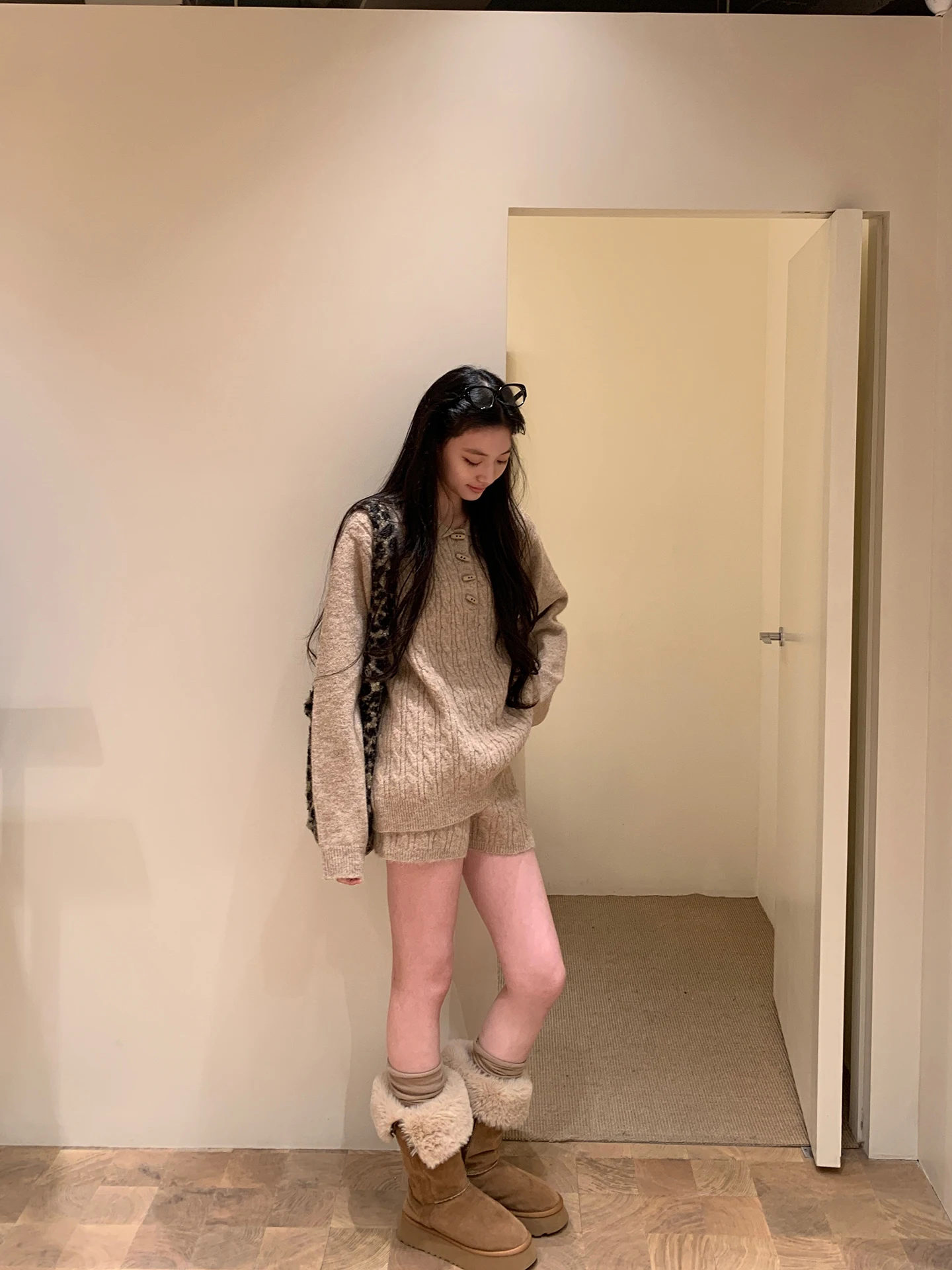 ملابس نسائية محبوكة بأكمام طويلة للشتاء، ملابس خارجية وداخلية متناسقة، قميص محبوك فاخر بأسلوب G للتنقل اليومي، تصميم مستقيم