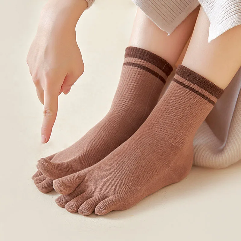 Women's Socks Cotton Comfortable Sweat Deodorant Toe Sock for Women Fashion Young Casual High Quality Girls Sokken Calcetines