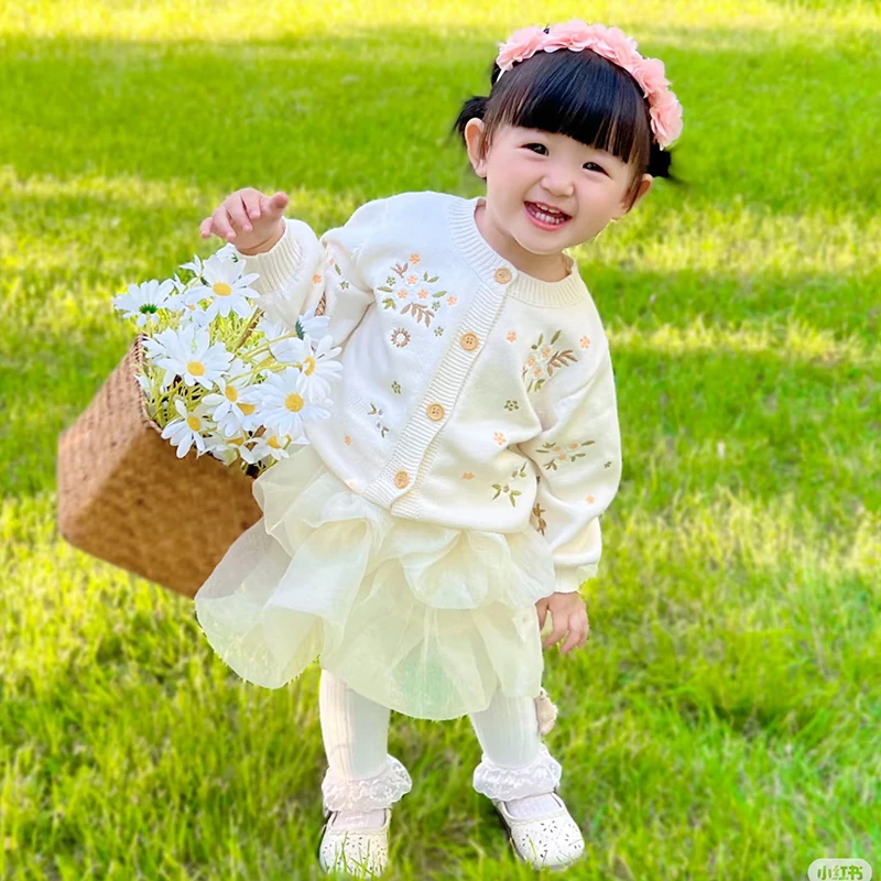 

Autumn Infant Baby Girl Knitting Cardigan Toddler Baby Girls Sweater Coat Spring Embroidered Flowers Long Sleeve Cardigan Coat