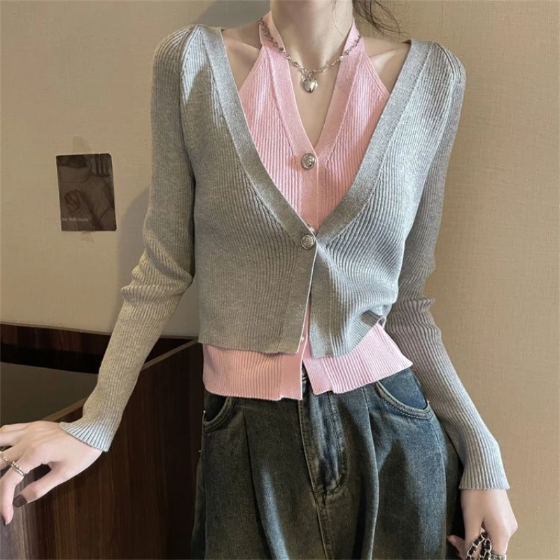 

Temperament Fashion Design Color Collision Fake Two Pieces Hanging Neck Knit Sweater Women Autumn New Cardigan Slim Tops Sexy