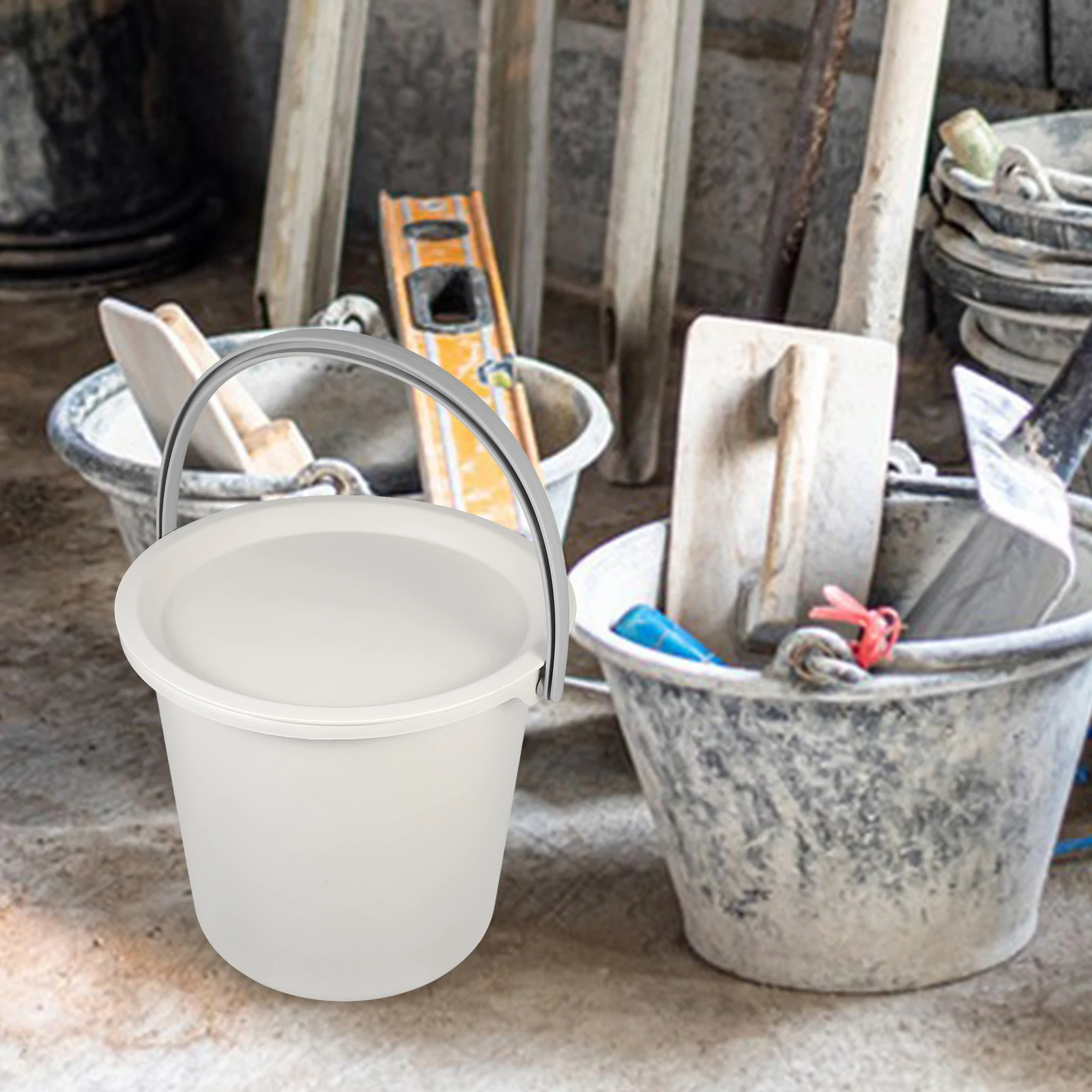 1セットの頑丈な水容器バケツ、プラスチック製のバケツ、毎日の家庭作業、入浴、洗濯、輸送、信頼性の高い多目的収納用