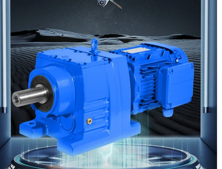 Moteur à engrenages hélicoïdaux, boîtier de transmission RF