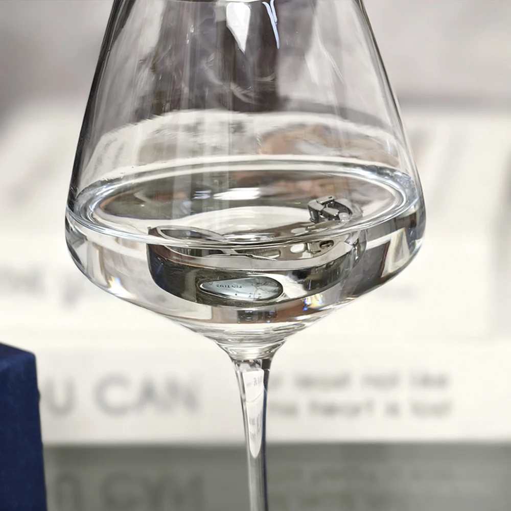 جديد على شكل دمعة سوار ساعة كوارتز قطرة الماء مقاوم للماء الذكور الإناث زوجين المتقدمة Y2K رائعة Ins المتخصصة الساعات