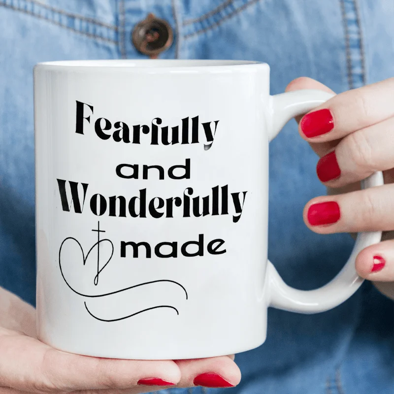 

1 "красивая и хорошо сделанная" кружка с религиозной тематикой и креативным посланием, которую можно стирать в машине, подходит для ресторанов.