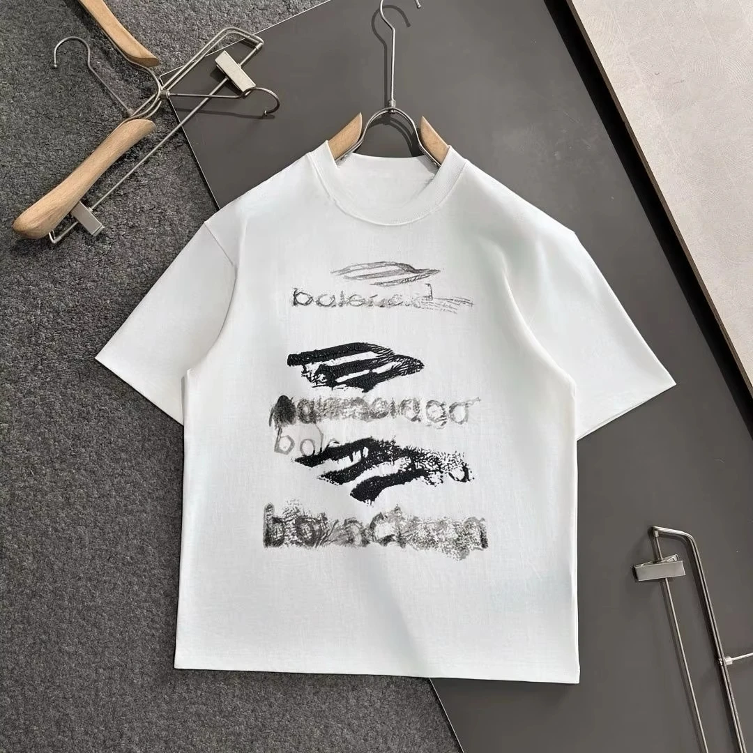 2025 nueva tendencia europea de verano estampado súper claro nueva camiseta transpirable de algodón puro holgada y cómoda para hombres