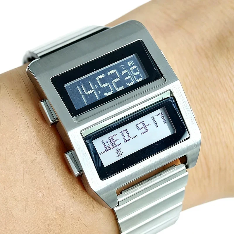 1111 ساعات إلكترونية للرجال والنساء زوجين خمر 70s نمط الرجعية المستقبل موضة Led الساعات الرقمية مصفوفة IB DG جديد