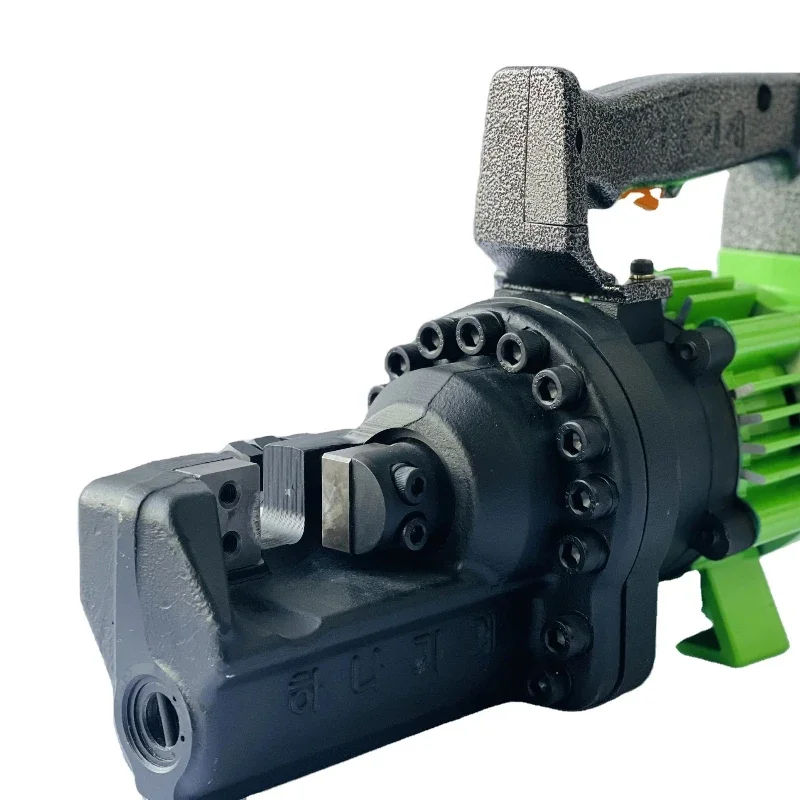 

Hydraulic steel bar cutting machine