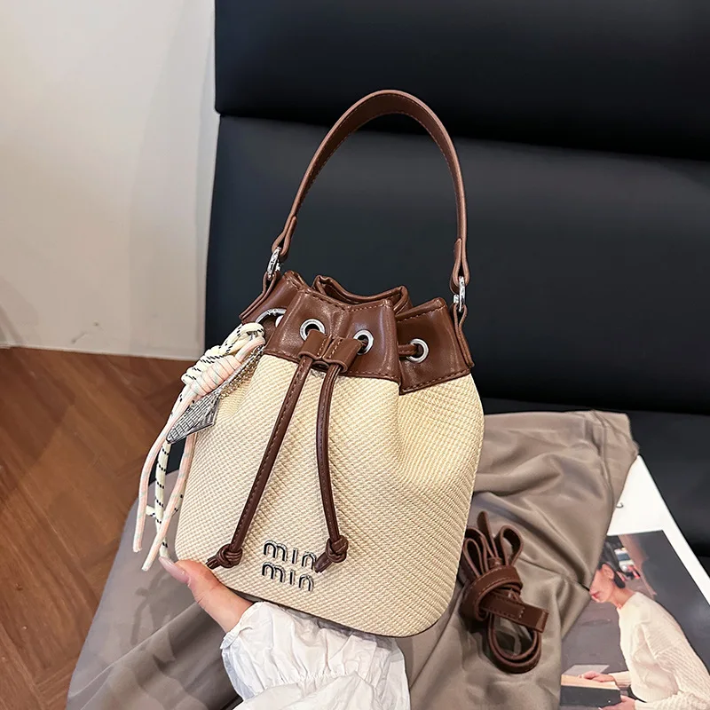 

2025 Summer Niche Drawstring Bucket Bag, Women's Vintage Fashion Crossbody Purse, Day to Night Tote, Casual Sling Bag