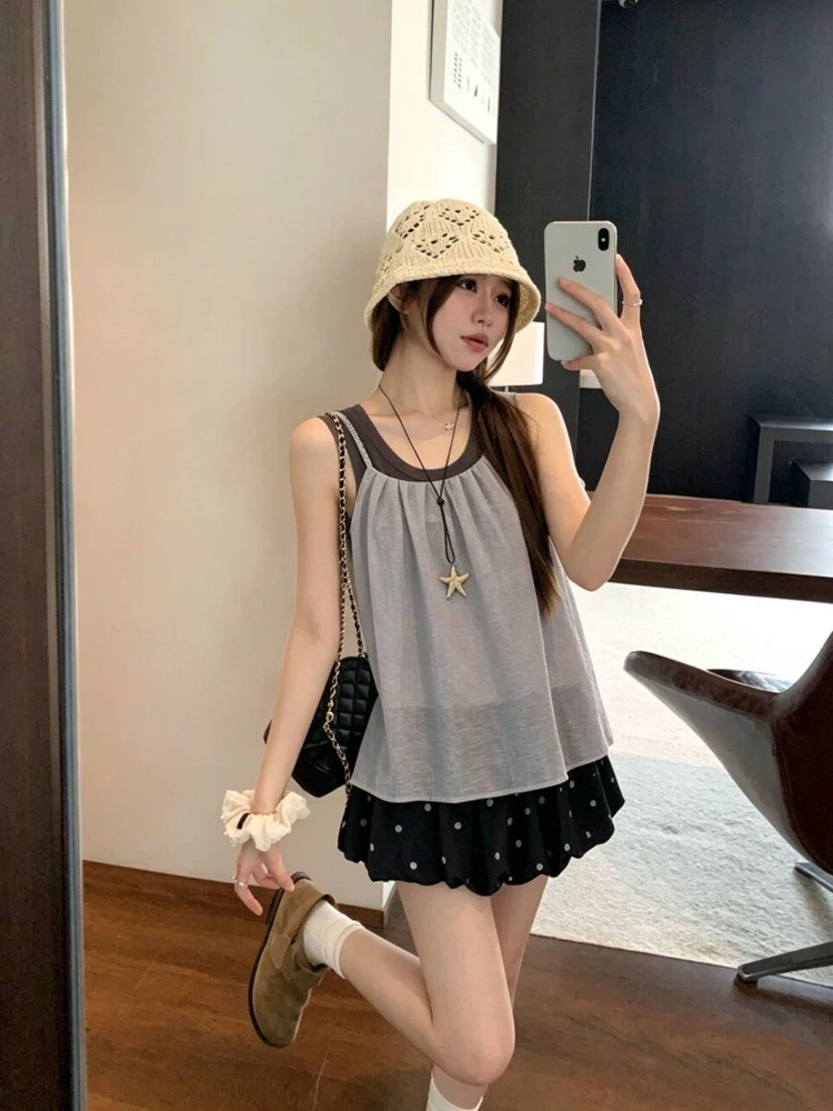 

Summer 2026 Women's Chic V-neck Sleeveless Slim Fit Vest Two-piece Set High Waist Dot Pattern Short Length Casual Fashion