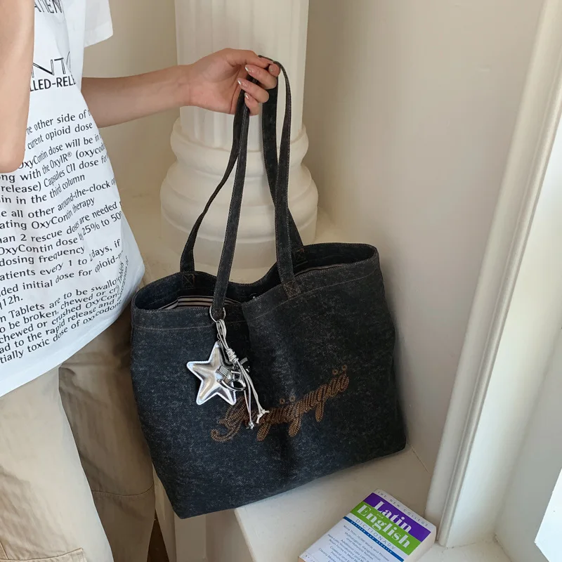 Casual Large Capacity Denim Tote Bag for Schoogirl Shoulder Bag with Embroidered Letters Versatile Underarm Purse Everyday Use