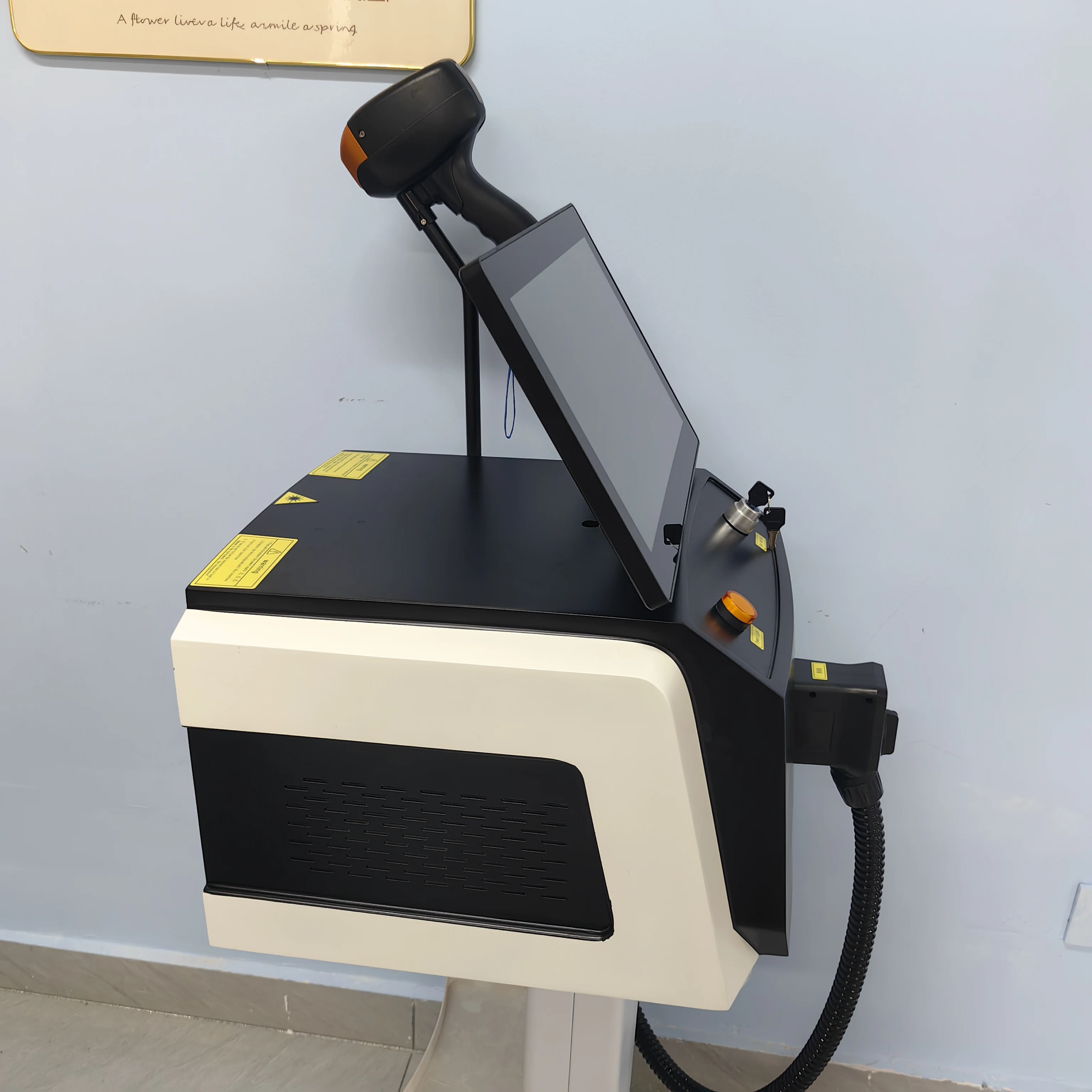 Professional 808nm Diode Laser - огляд і ціна Ice Titanium Diode Laser Machine