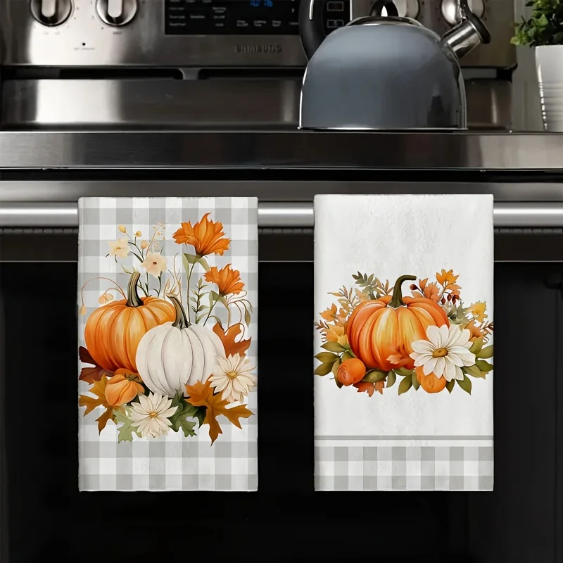 Serviette de cuisine à carreaux pour les fêtes : ensemble de 2 pièces avec motif floral et citrouille – décoration d’automne, le cadeau idéal pour la famille et les amis.