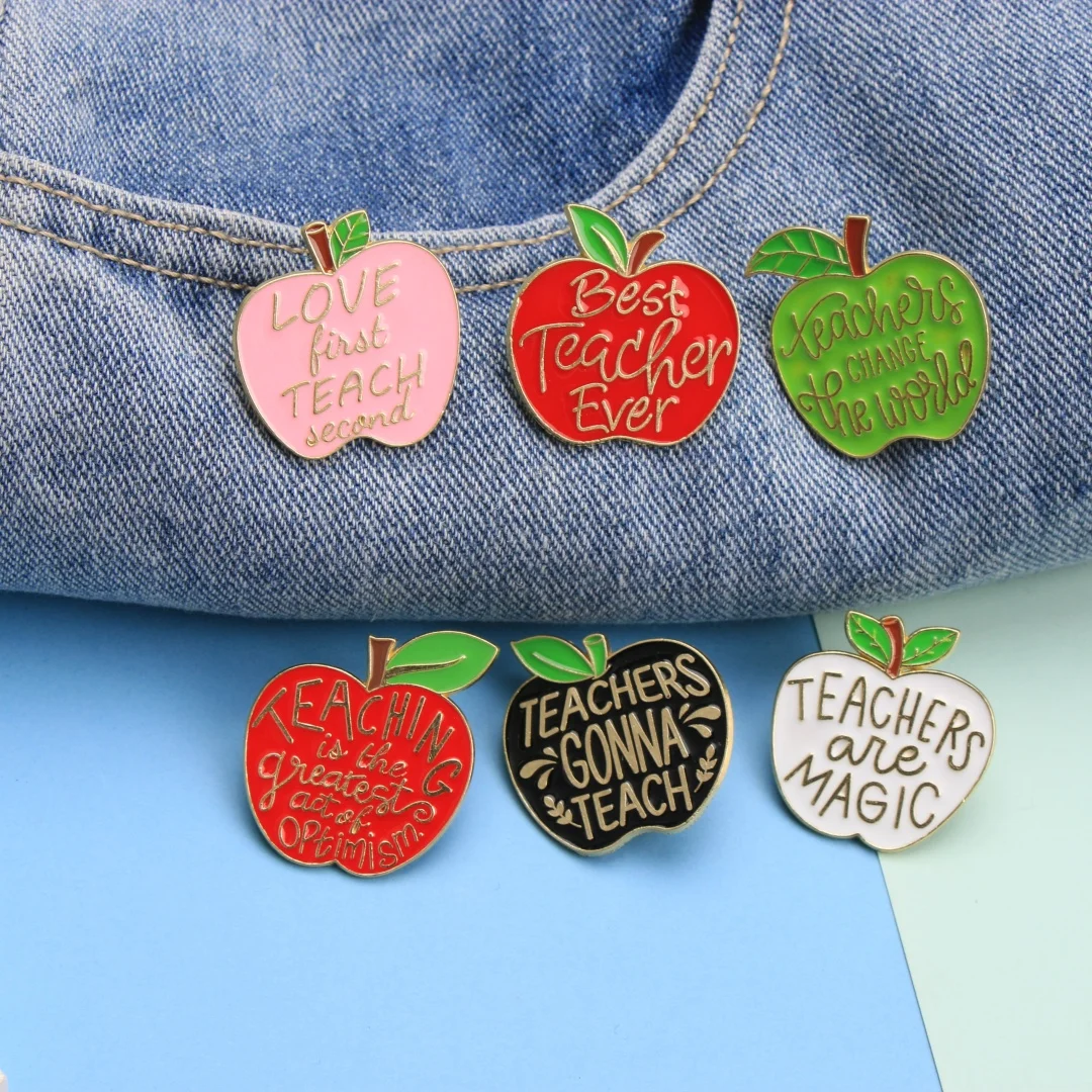 Lehrer-Slogan Apfel-Emaille-Anstecknadeln, Lustige Buchstaben-Broschen für Rucksack, Kleidung, DIY-Deko-Accessoires, Großhandel Schmuck