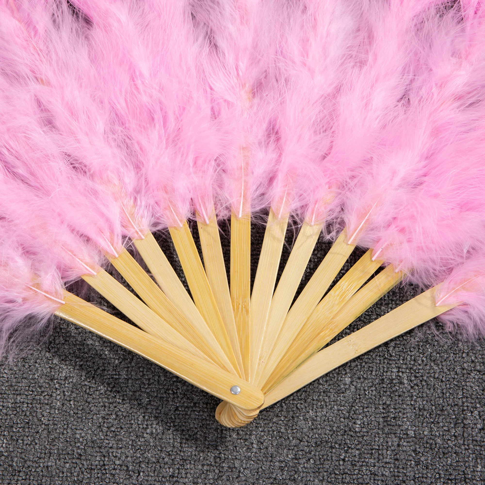 Big White Ostrich Feathers Fan Halloween Party Wedding Carnival Celebration Show DIY Decorative Pink Feathers Fan 13 Bones