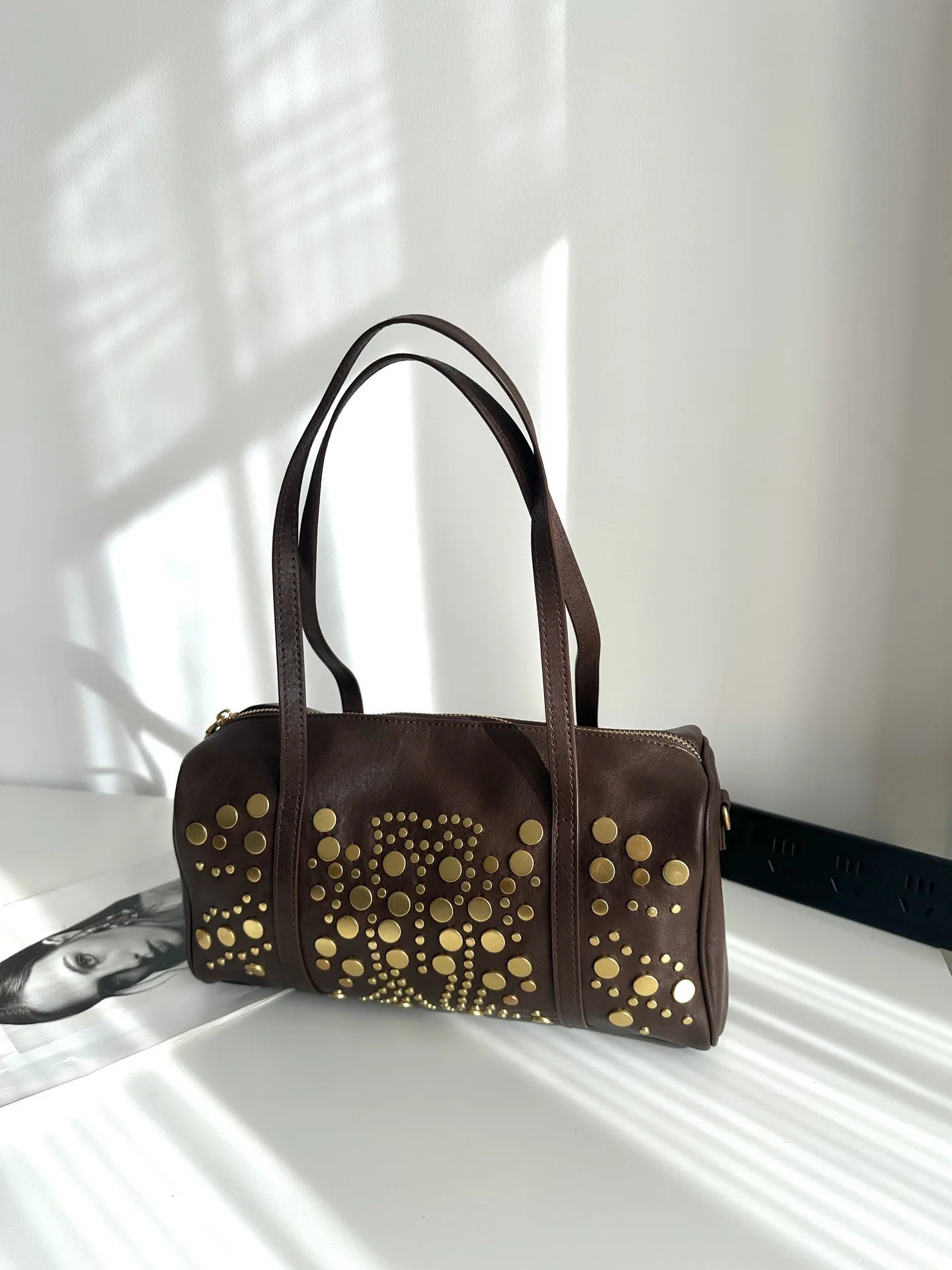 FIRMRANCH 2026 ربيع جديد الموضة خمر برشام تصميم سعة كبيرة المرأة حقيبة كتف وسادة المحفظة