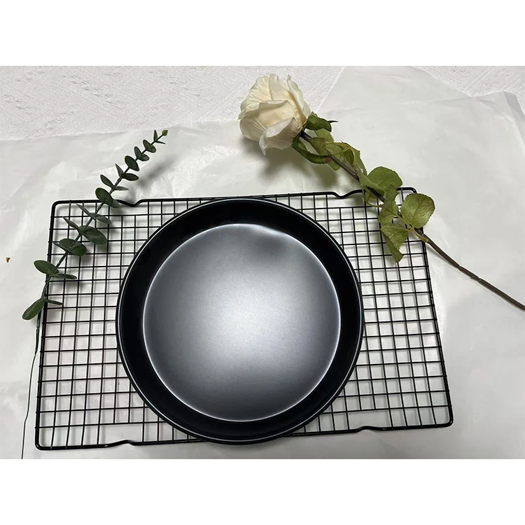 

Hot Selling Latest Design Oven Baking Tray Non-Stick Metal Bakeware Round Pizza Pan