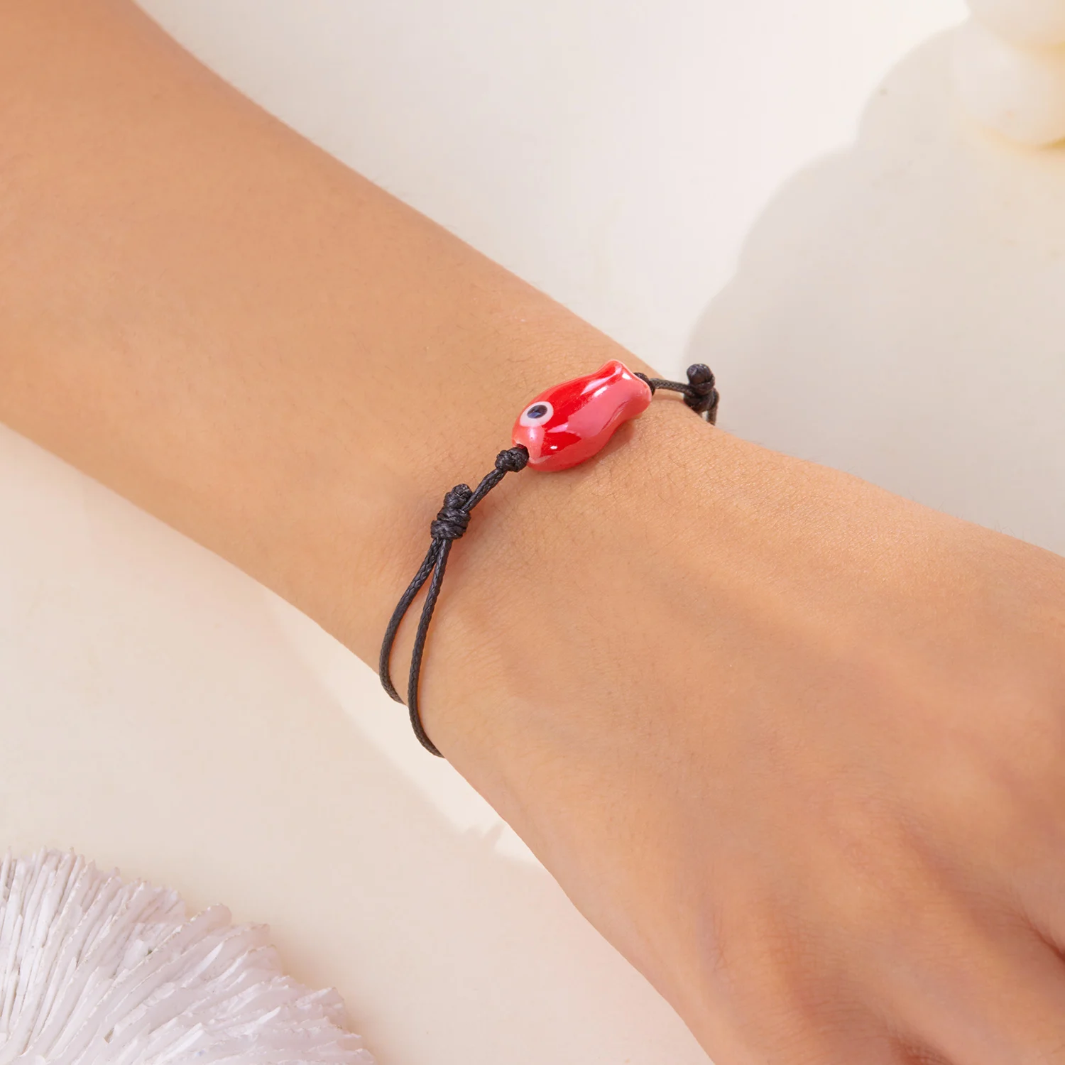 Minimalistisches Cartoon-Keramik-Fisch-Armband für Damen und Herren, niedliches buntes Tier, handgefertigtes geflochtenes Armband, glücklicher Freundschaftsschmuck – Detail 21