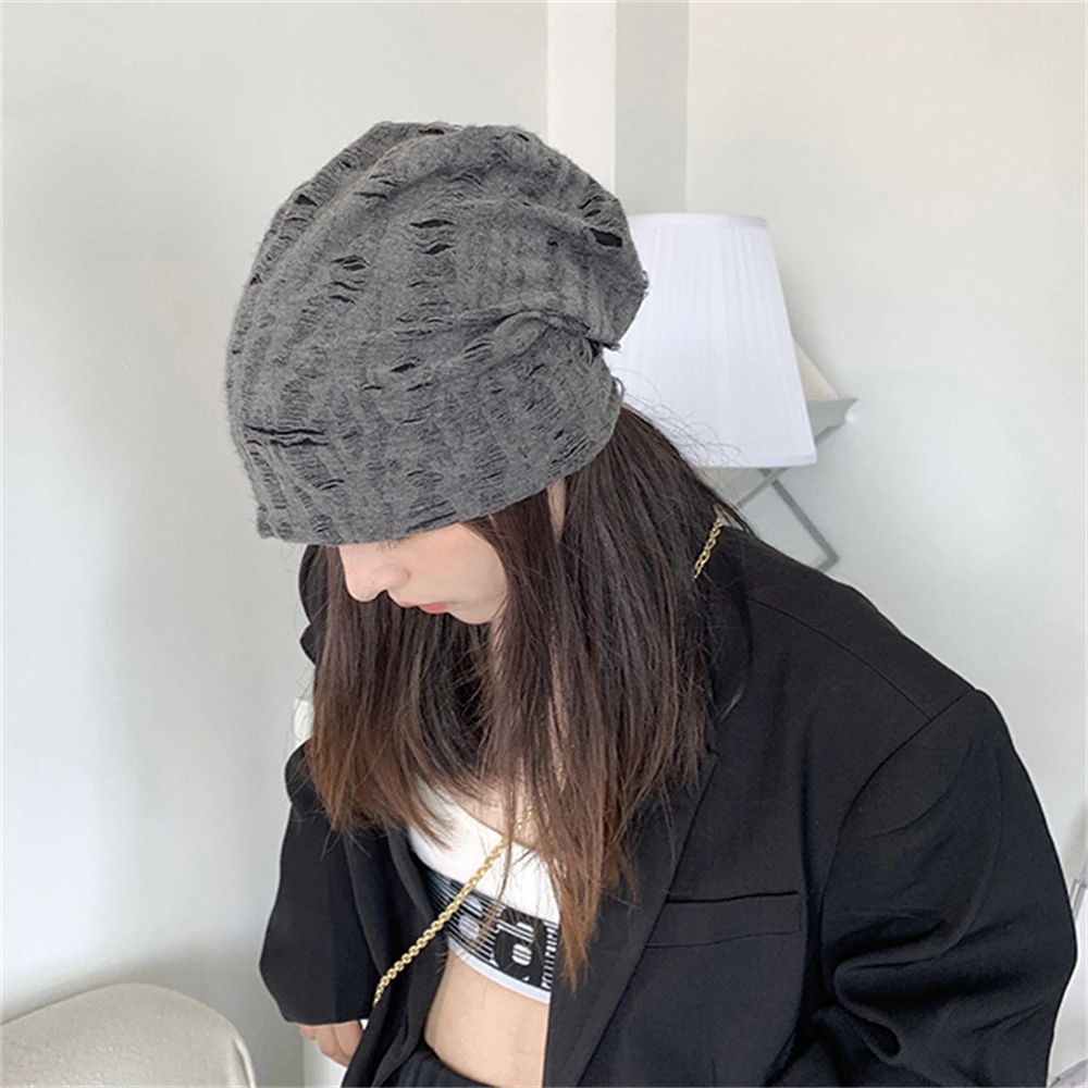 2024 Vintage Unisex Knit Hat Women Thin Grey Ripped Hole Beanies Hat Warm Caps Skullies Hip Hop Beanies Cap Clothing Accessories