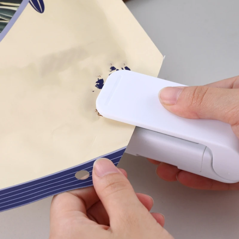 Герметик, пластиковая упаковка, сумка для хранения, мини-запечатывающая машина, удобная наклейка и уплотнения для пищевых закусок, кухонные аксессуары, белый цвет