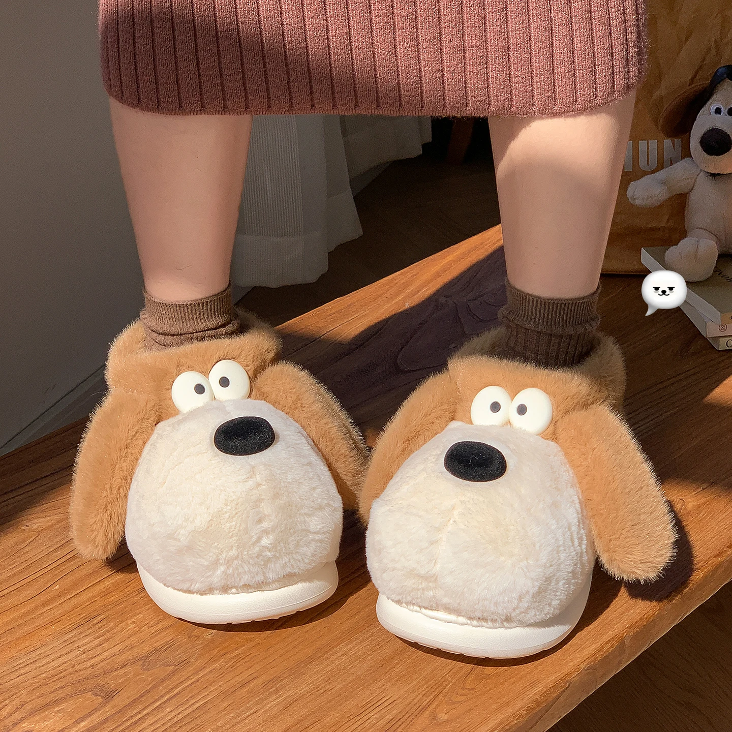 Koreanischer Stil, niedliche Welpen-Hausschuhe aus Plüsch, Damen, Winter, warm, mit weicher Sohle, für drinnen, flauschig, rutschfest, Hausschuhe. – Detail 5