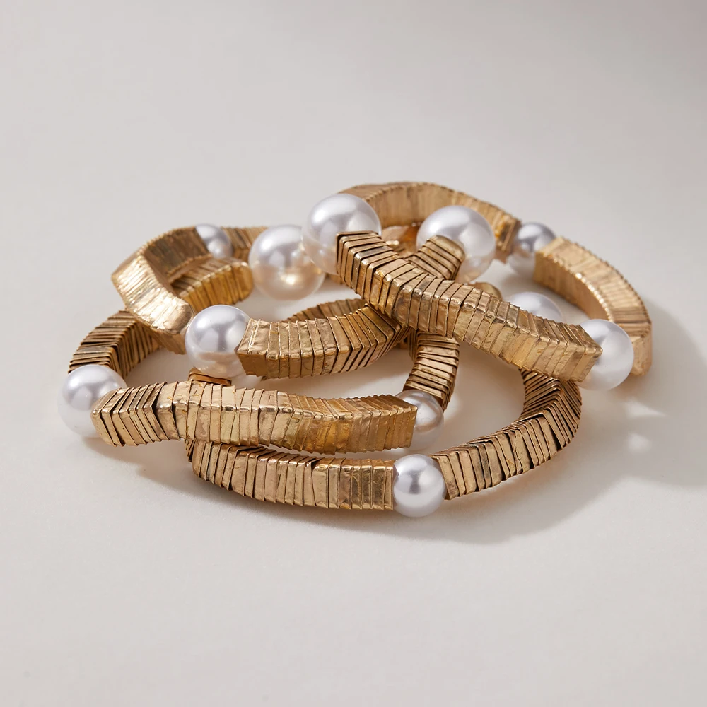 

Exclusive Custom-made New Charming Pearl Gold Plated Wrap Bracelet for Parties and As a Gift