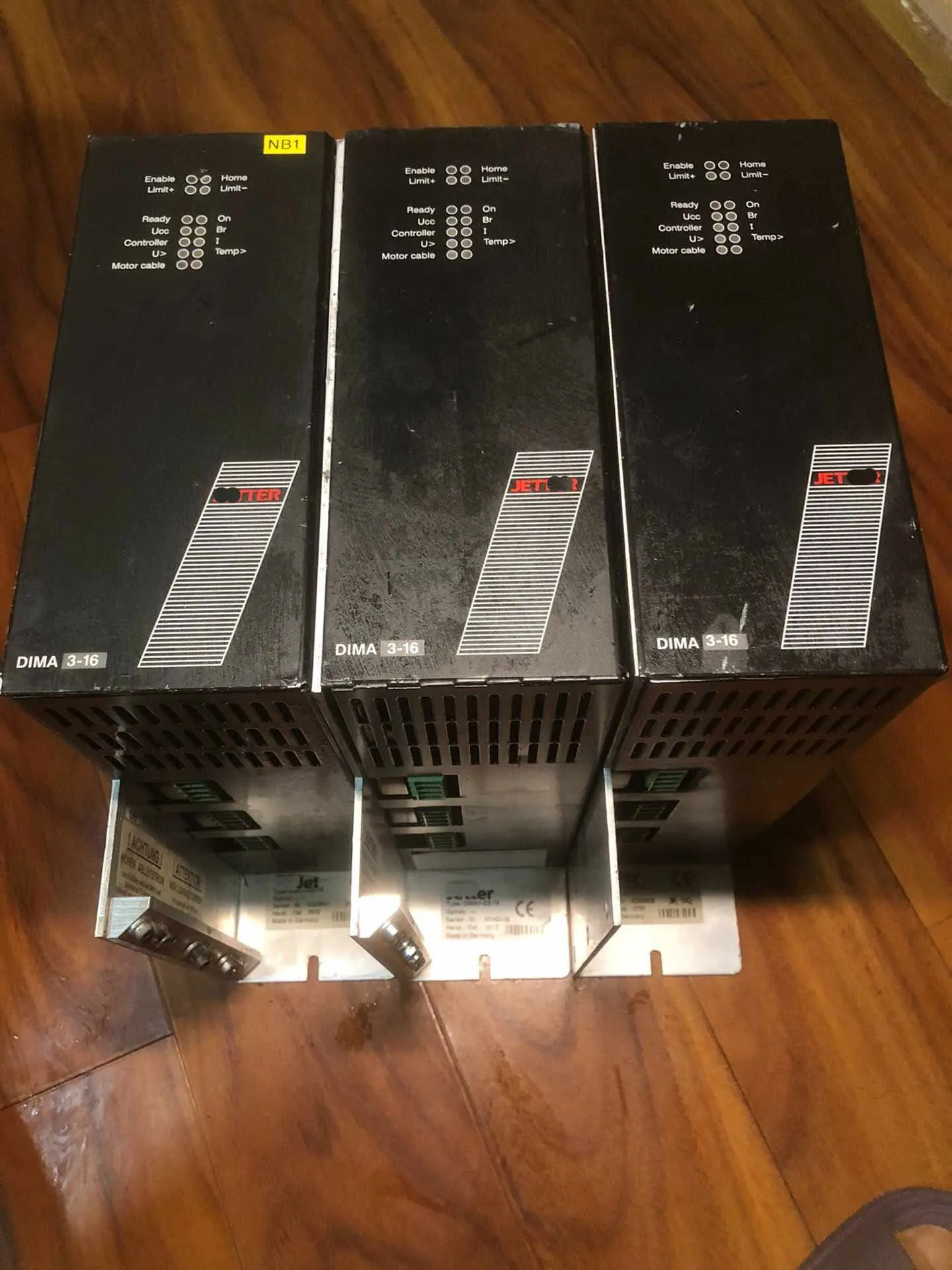 

DIMA3-ES-16 Servo Drive for Jetter DIMA3-ES-16