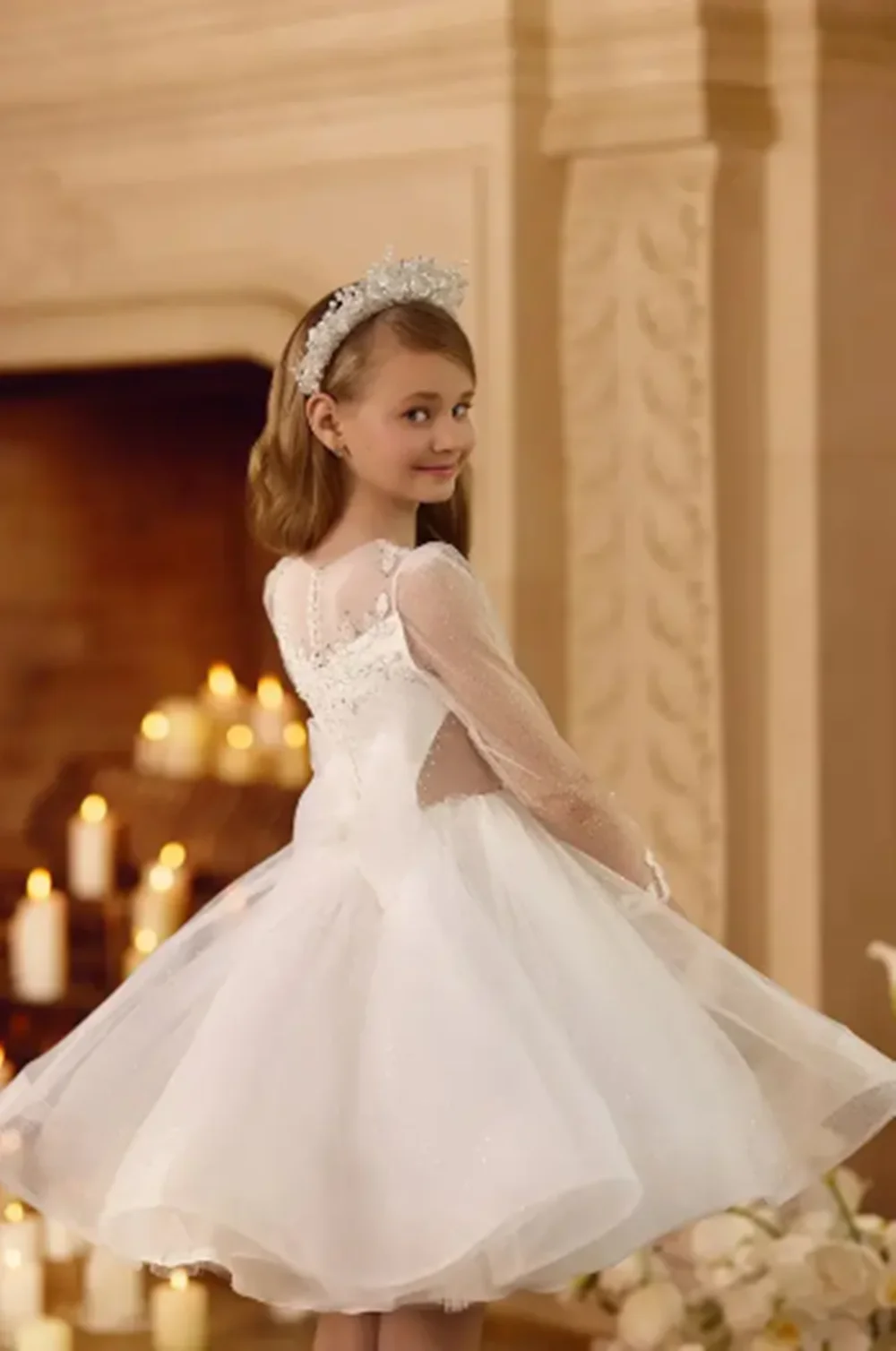 カスタマイズされたエレガントなフラワーガールドレス結婚式用グリッターチュールふくらんアップリケ子供の誕生日パーティープロムフォーマルな機会のガウン
