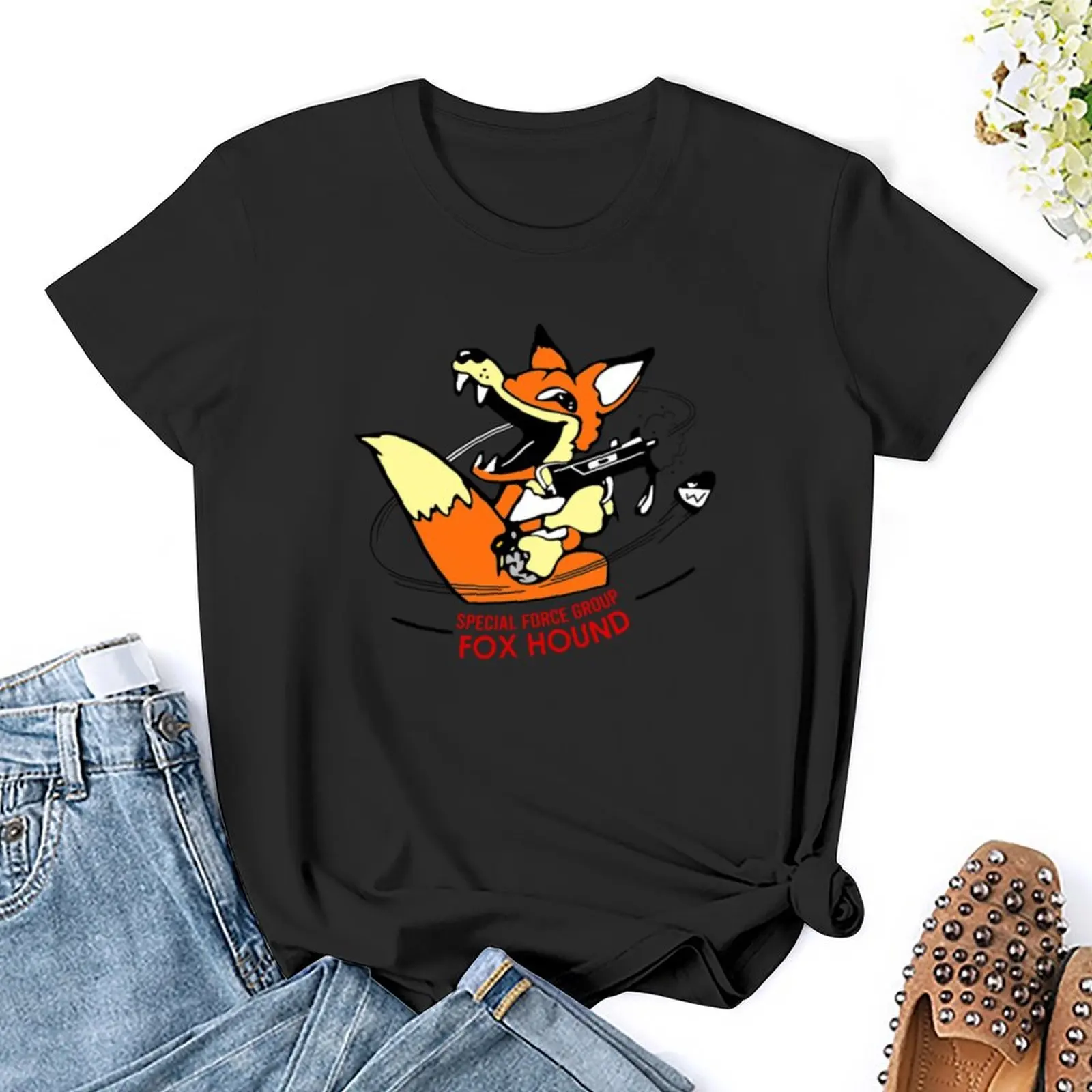 Camiseta de Grupo Especial Fox Hound para mujer, ropa vintage, tops de talla grande, tops de verano, camisetas de talla grande, ajuste suelto