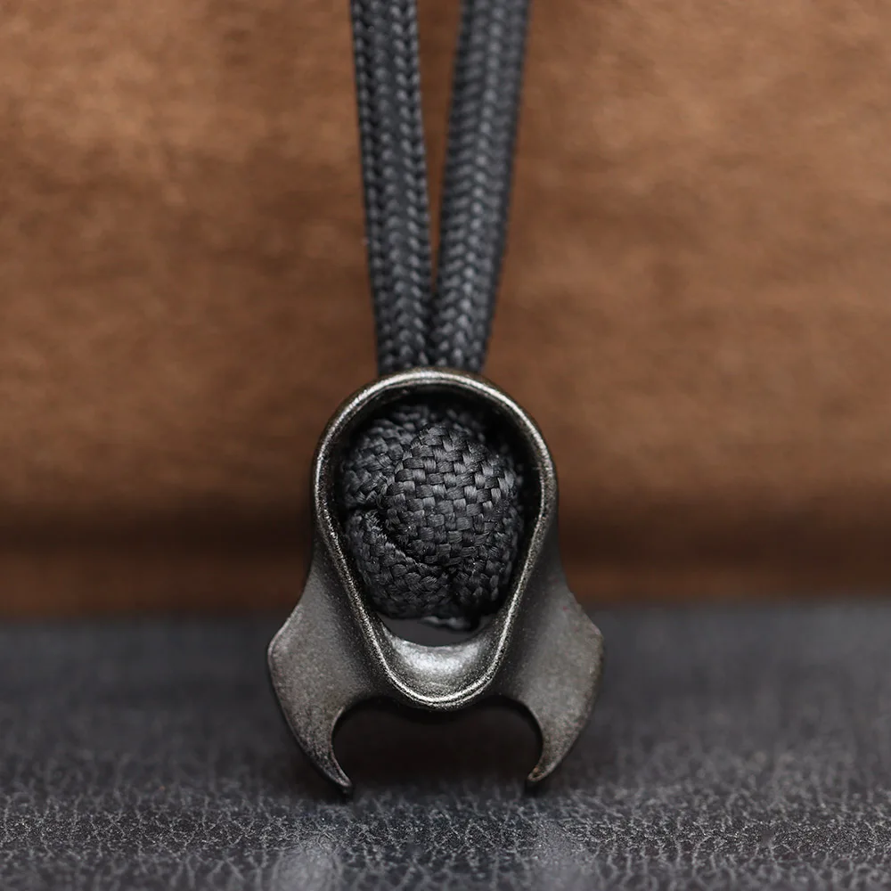 Cuentas de cola de Metal con cabeza de toro de dibujos animados EDC DIY Paracord pulseras tejidas cordón colgantes accesorios herramientas al aire libre colgantes dijes