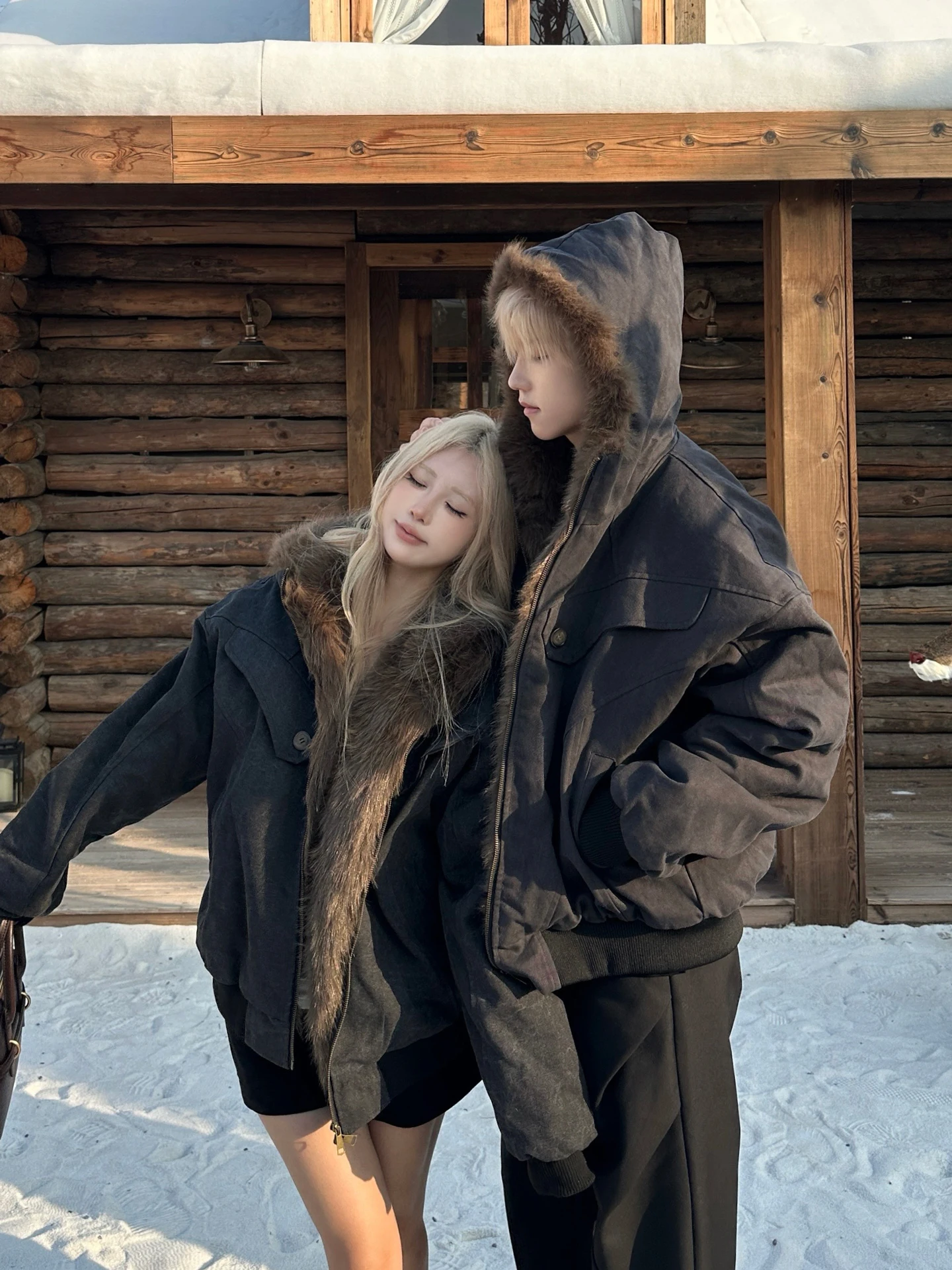 

Thiened Cotton Jaet with Large Fur Collar for Men Casual Warm Youth Faion Long Sve Hooded Coat for Couples in Winter