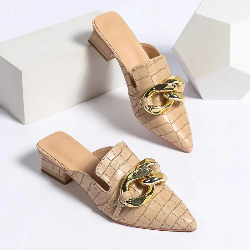 2024 summer new pointed metal button slippers popular lazy sandals women closed toe half slipper women's shoes