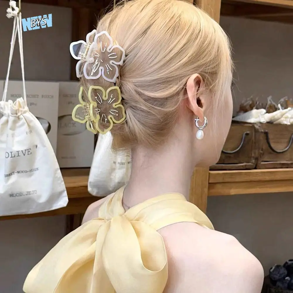 

Rhinestone Flower Hair Claw Sakura Cherry Blossom Acetic Acid Flower Shark Clip Barrette Geometry Transparent Hair Clip Female