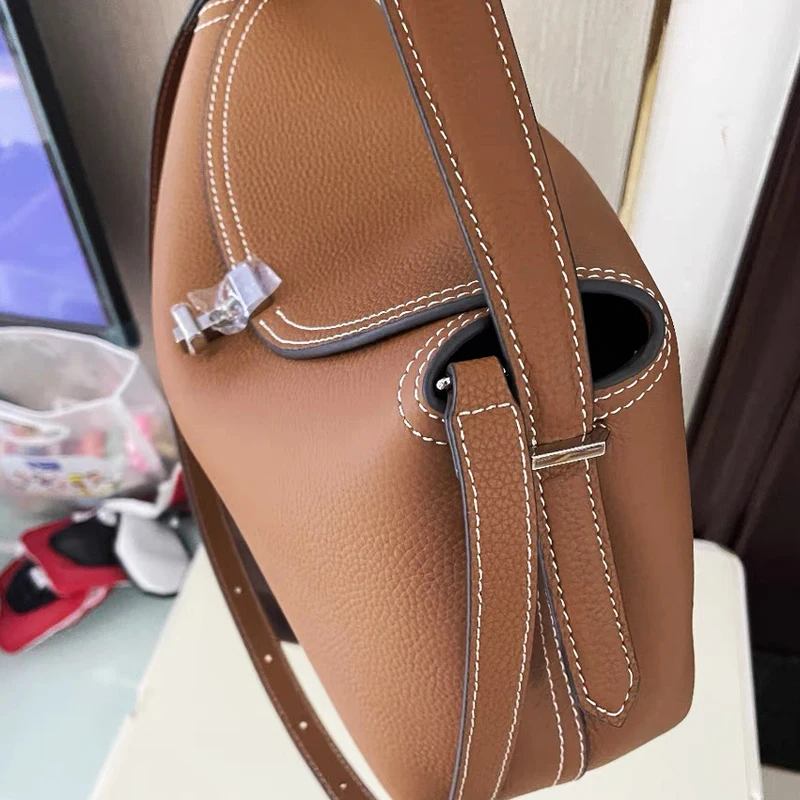 England Style Hobos Bags For Women Luxury Designer Handbags Purses 2024 New In PU Lychee Texture Lock Classic Underarm Shoulder