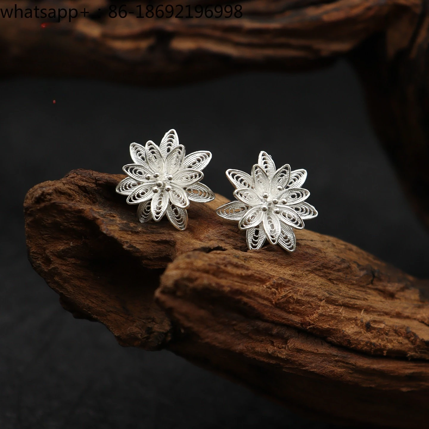999 Pure Silver Simple Antique Daisy Stud Earrings Plain and Elegant Intangible Cultural Heritage Filaments Sterling Silver