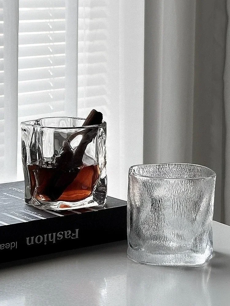 Tumbler Whiskey Glass with Base Crystal Whiskey Glasses Rotating Spinning Wine Brandy Glass Cup