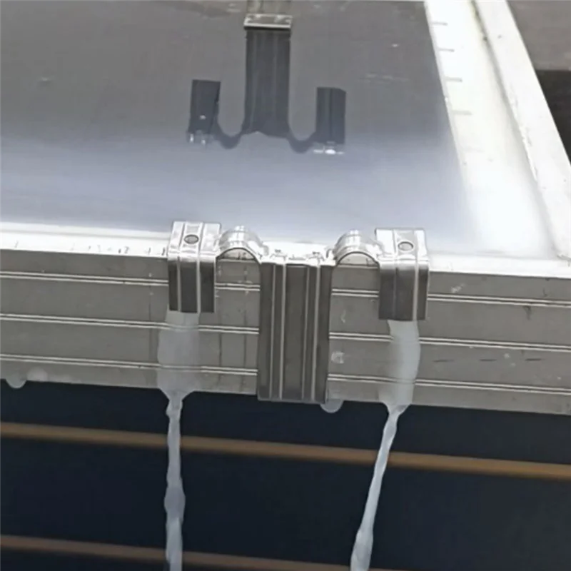 Hebilla de drenaje de Panel fotovoltaico, Clip de drenaje de agua para Panel Solar, 20 piezas, 40mm