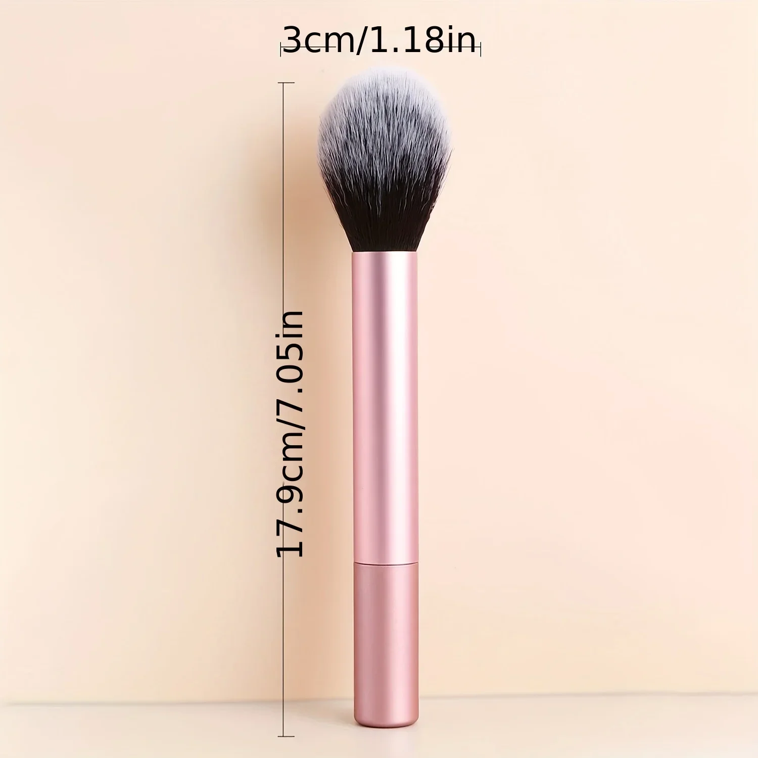 1 szt. Pędzel do różu do nakładania pudrowego różu na policzkach, modelowania i definiowania twarzy dla wyrafinowanego wyglądu.
