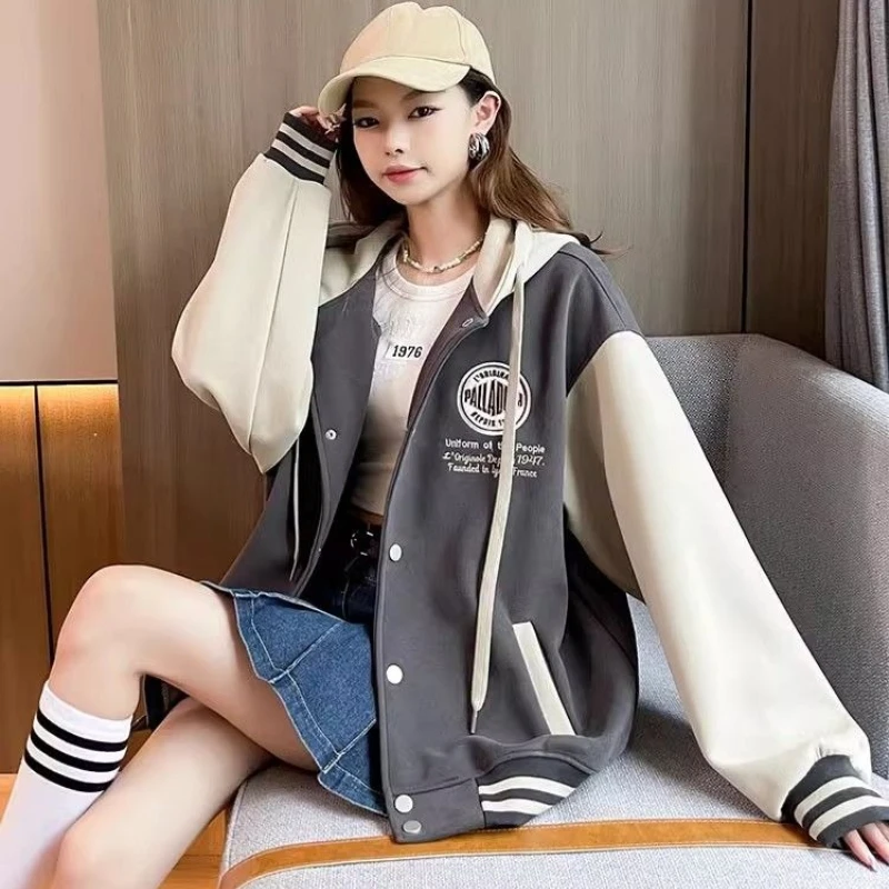 

Весенне-осенняя женская бейсбольная куртка с капюшоном, свободный крой, дизайн с цветными блоками, удобное студенческое пальто для миниатюрных оправок